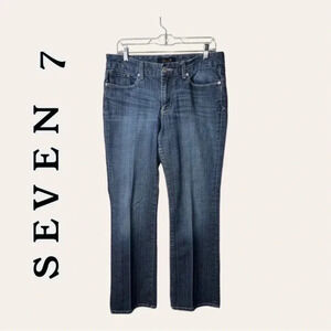 0731.‎ SEVEN 7 DENIM JEANS SIZE 10 MEDIUM WASH IN COLOR